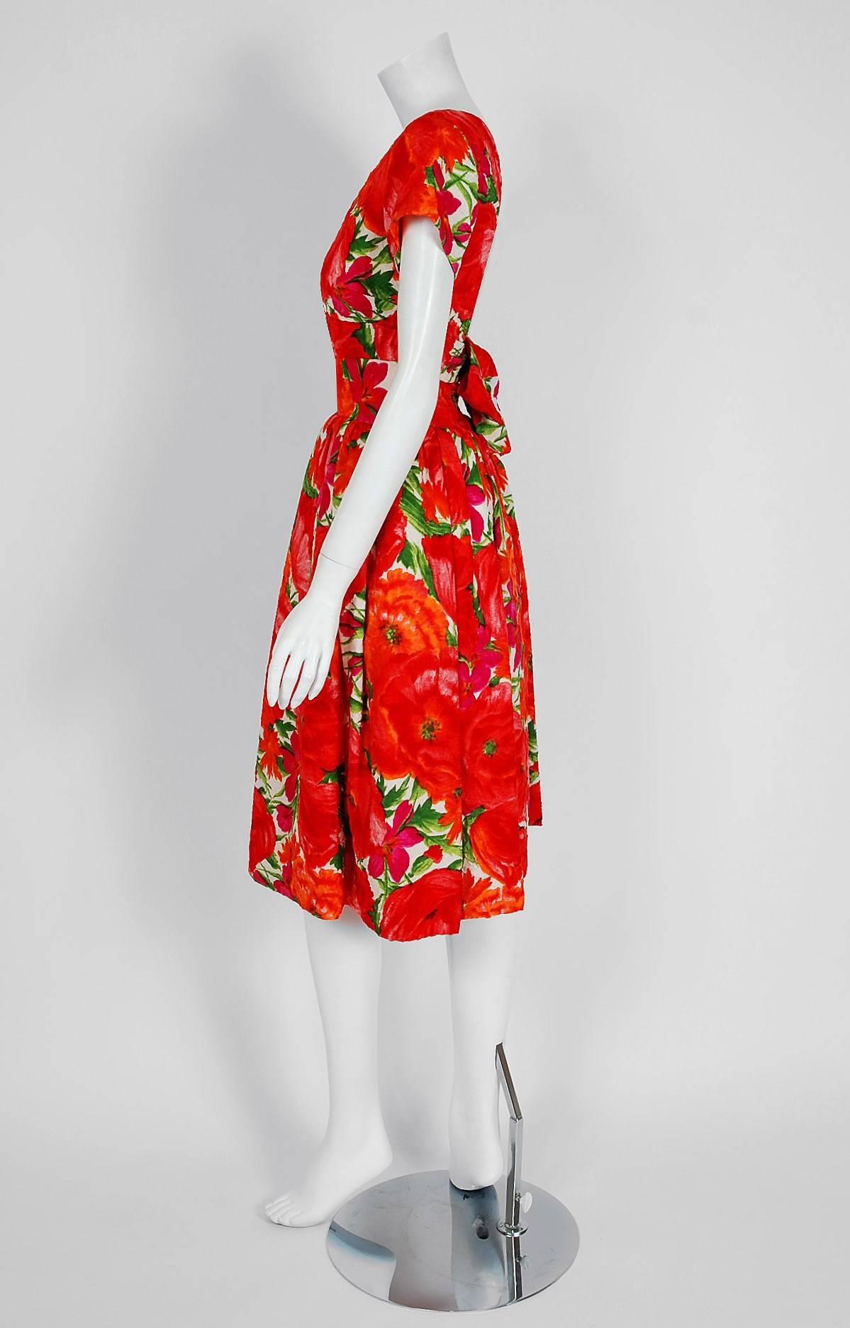 1958 Christian Dior New York Red-Roses Floral Garden Silk Back-Bow Party Dress In Excellent Condition In Beverly Hills, CA