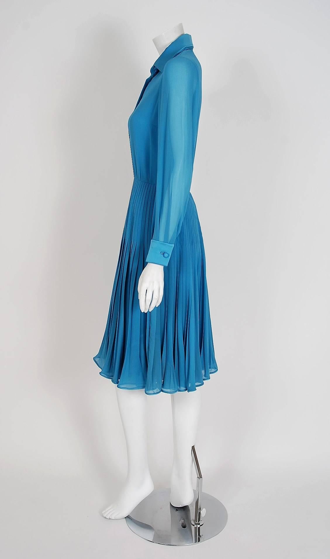 Women's Vintage 1974 Valentino Couture Turquoise-Blue Chiffon Pleated Swing Shirtdress