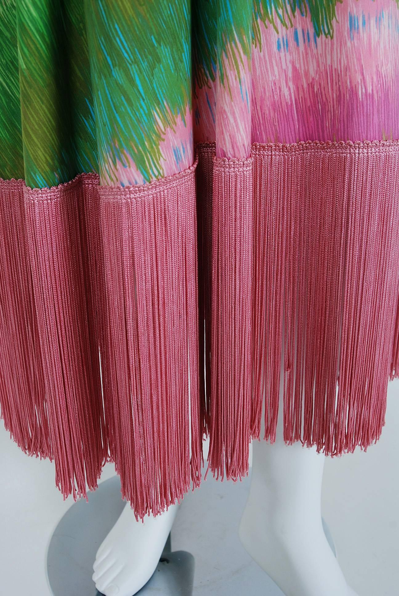 Women's 1970's Mr. Blackwell Green Pink Abstract Print Fringe Low-Plunge Caftan Dress 