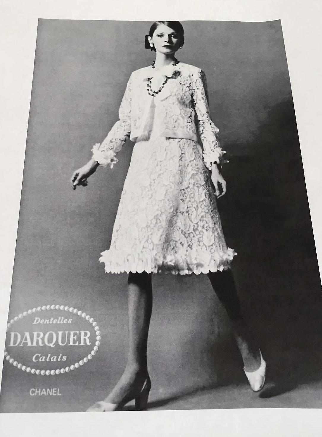 Chanel is known to be one of the most luxurious and decadent fashion houses in the world. This breathtaking white tulip-patterned Darquer Calais lace and satin cocktail dress ensemble from her 1971 Spring/Summer collection is a perfect example of