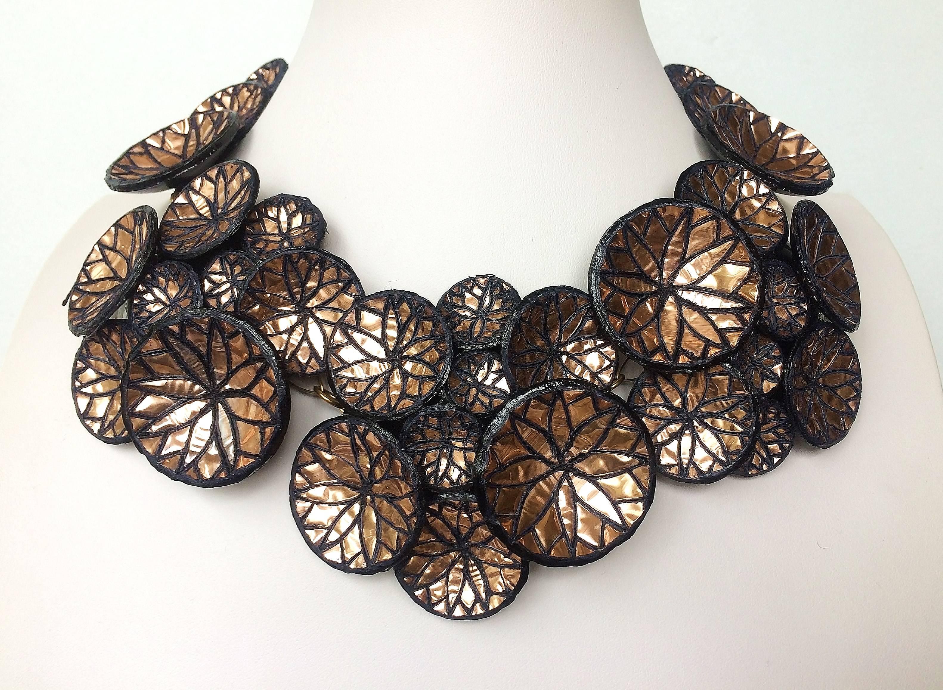 Dramatic contemporary French metallic resin collar by Cilea 2