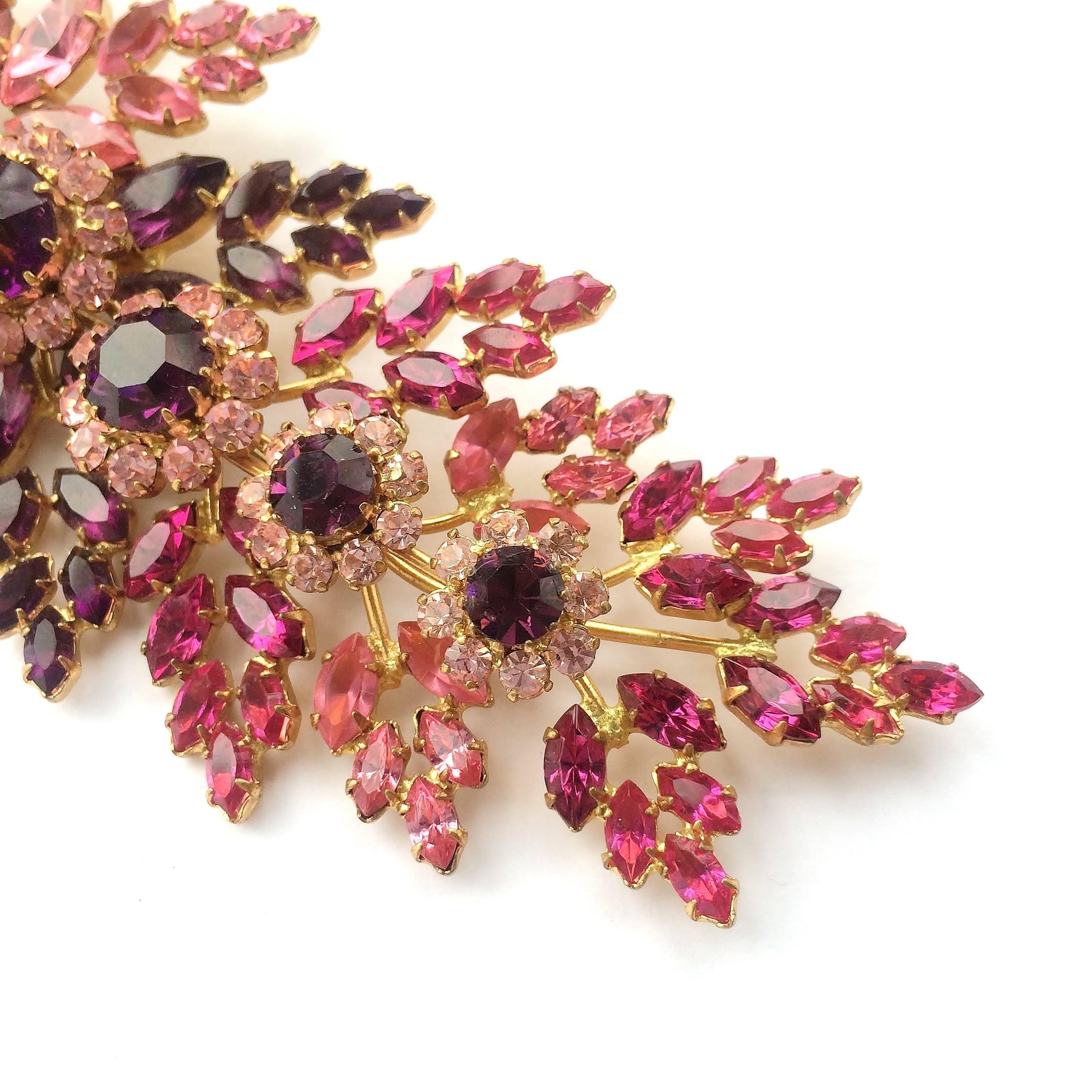 Magnificent 'floral' spray brooch, 1950s 1