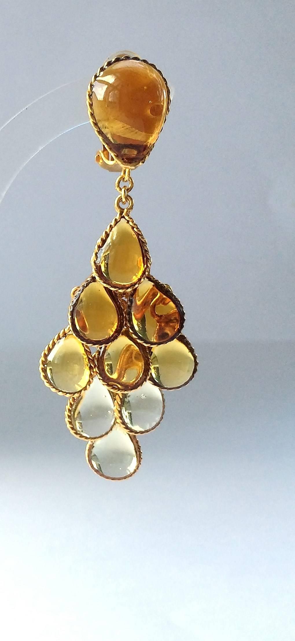  Graduated topaz to citrine poured glass and gilt articulated drop earrings For Sale 3