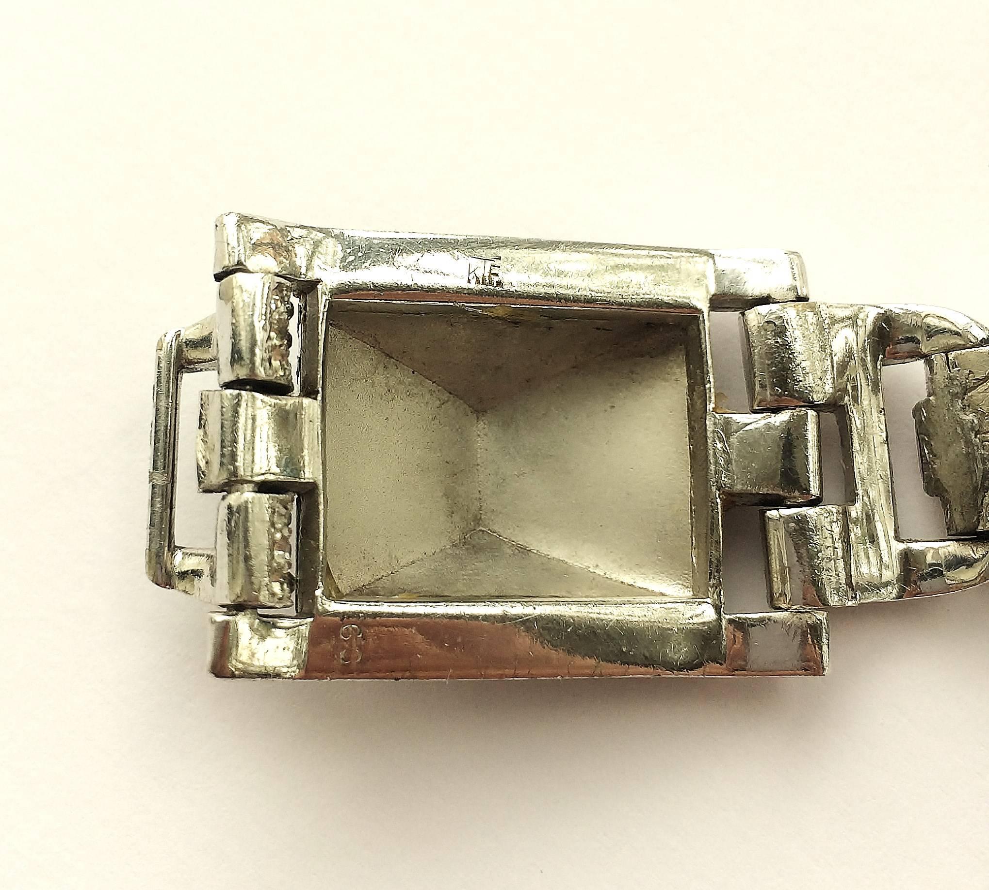 Exceptional Art Deco bracelet by Trifari, 1930s In Excellent Condition In Greyabbey, County Down