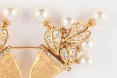 Chanel pearl and gilt cornucopia brooch dated 2003