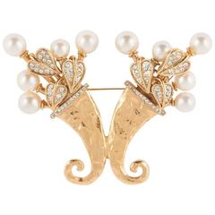 Chanel pearl and gilt cornucopia brooch dated 2003 