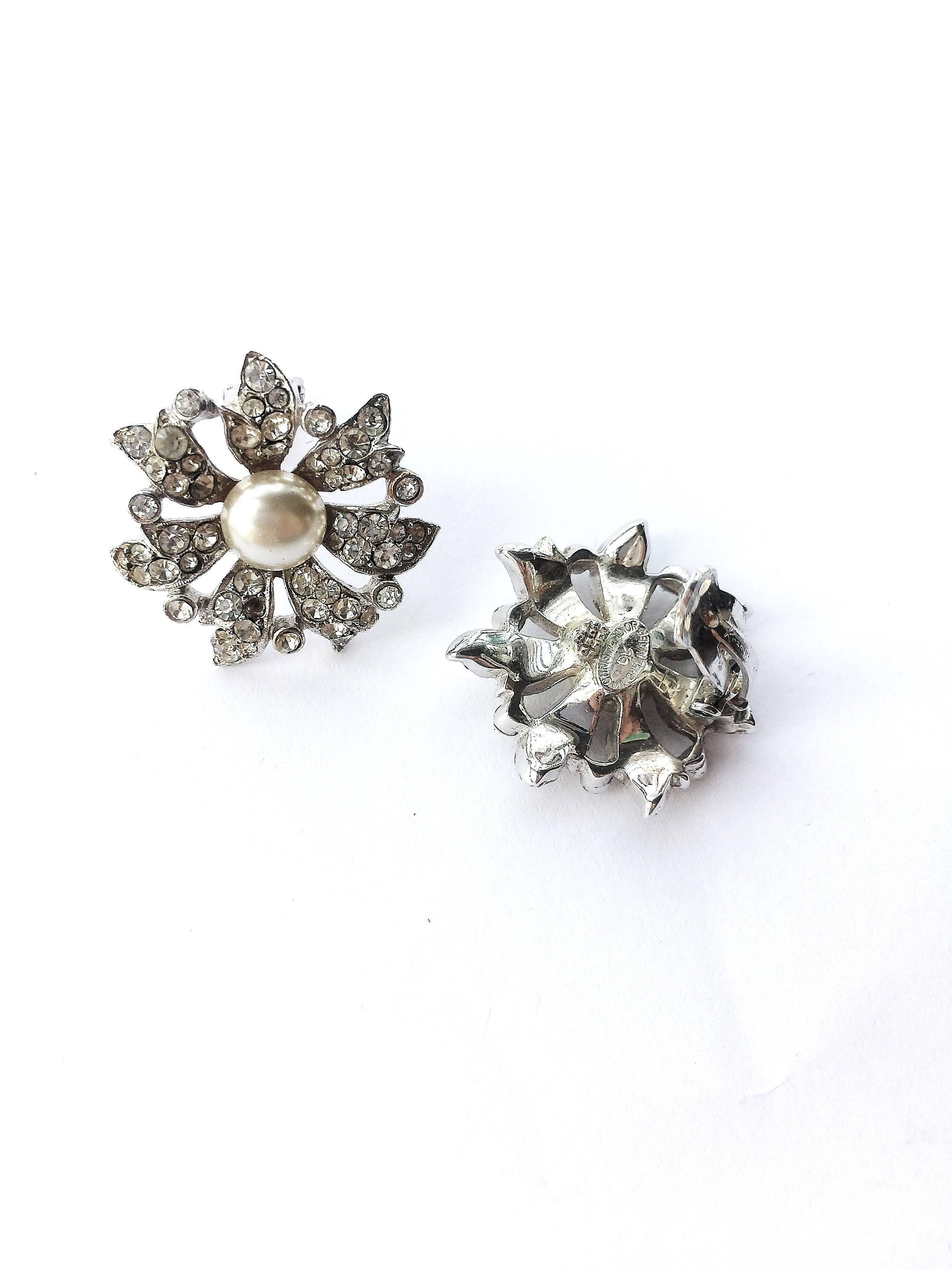 dior flower earrings