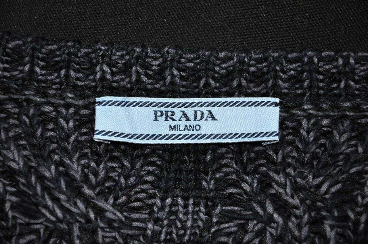 Women's Prada Blue & Grey Cable Knit Fitted Cotton Cardigan For Sale
