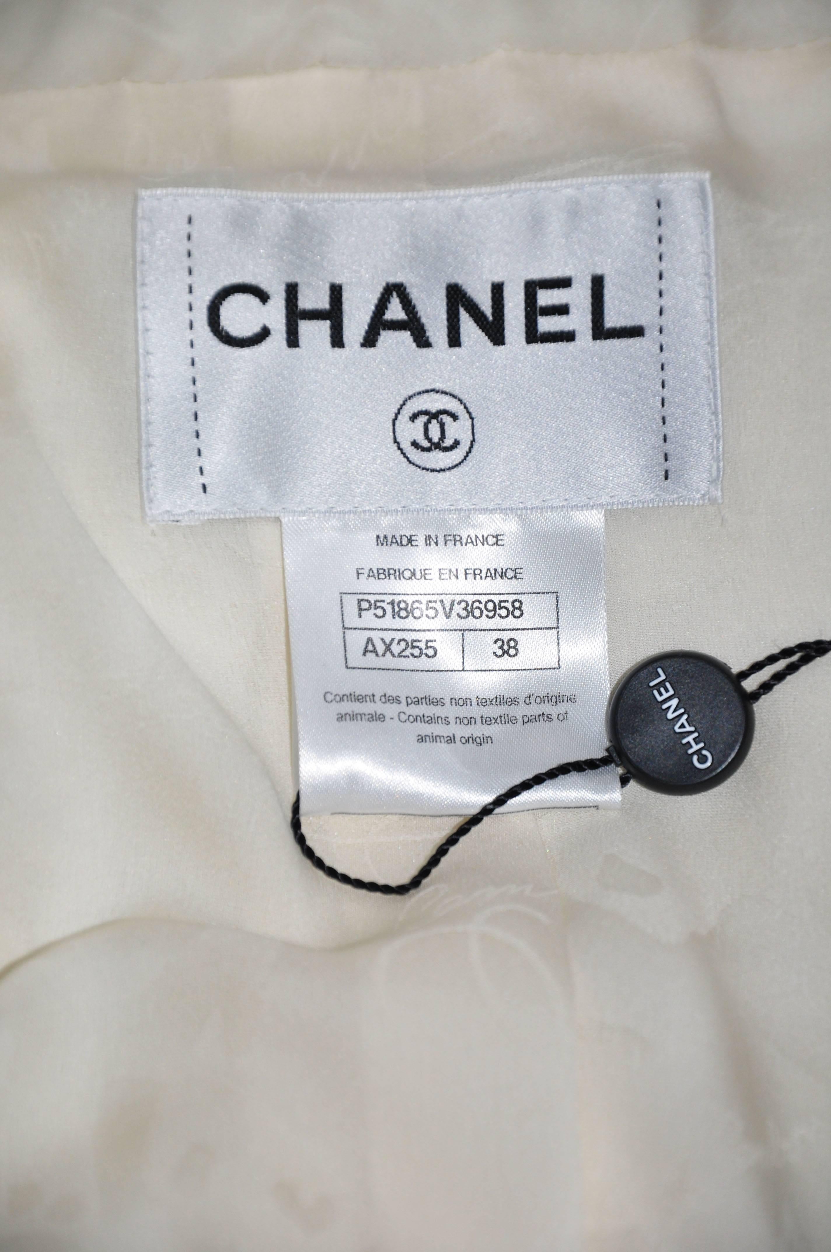 Women's Chanel 2015 F/W Black Leather Trim & White Wool Tweed Jacket FR38 New For Sale
