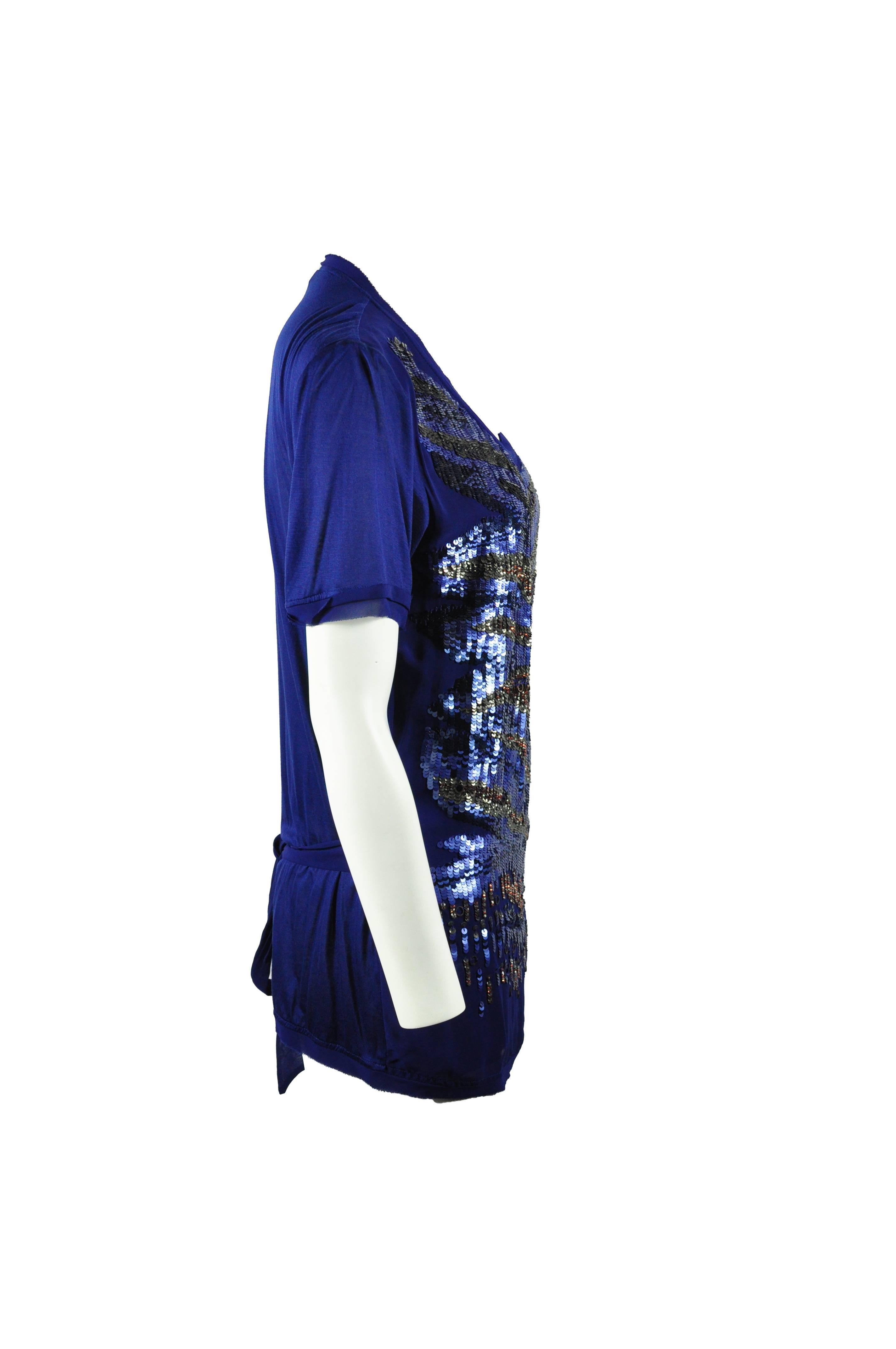 Roberto Sapphire Blue Embellished Top In Excellent Condition For Sale In Hong Kong, Hong Kong