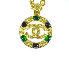 Chanel Vintage Gold Chain with gripoix and CC Logo Medallion Pendant