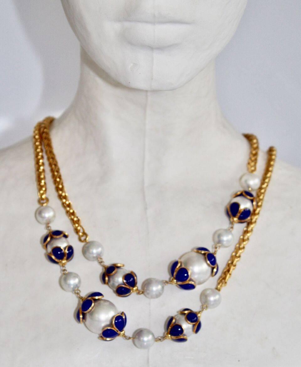 Francoise Montague Glass Pearl and Lapis Blue Pate de Verre Sautoir Necklace In New Condition In Virginia Beach, VA