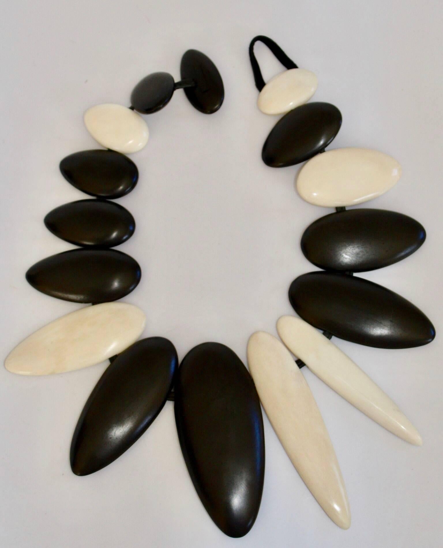 Monies Bone and Wood Necklace In New Condition In Virginia Beach, VA