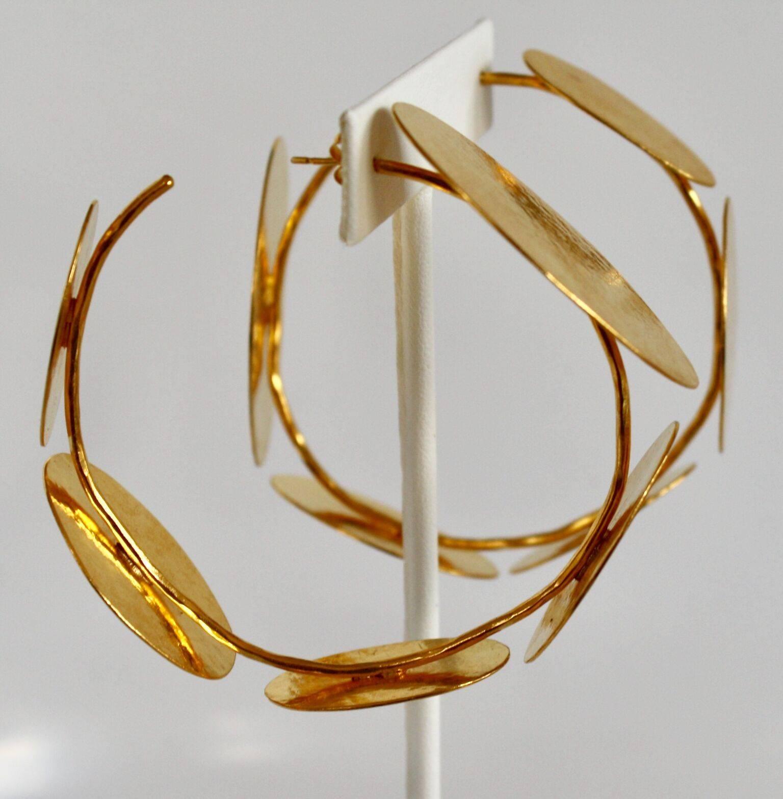 Herve van der Straeten Multi Petal Hoop Earrings In New Condition In Virginia Beach, VA