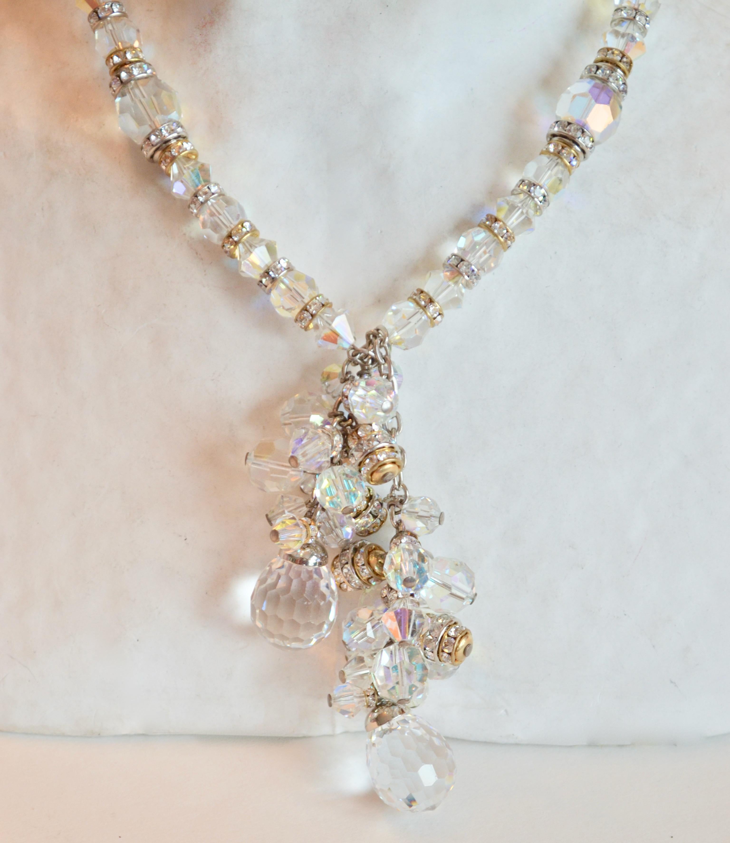 Francoise Montague Vintage Glass and Swarovski Crystal Lariat Necklace In New Condition In Virginia Beach, VA