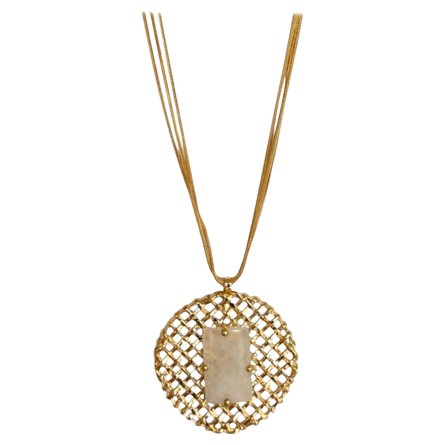 24-Karat-Anhänger aus vergoldeter Bronze mit Bergkristall an mehreren Ketten