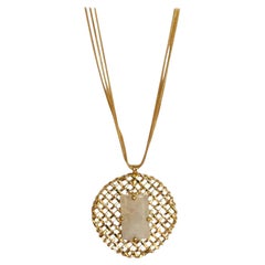 24-Karat-Anhänger aus vergoldeter Bronze mit Bergkristall an mehreren Ketten