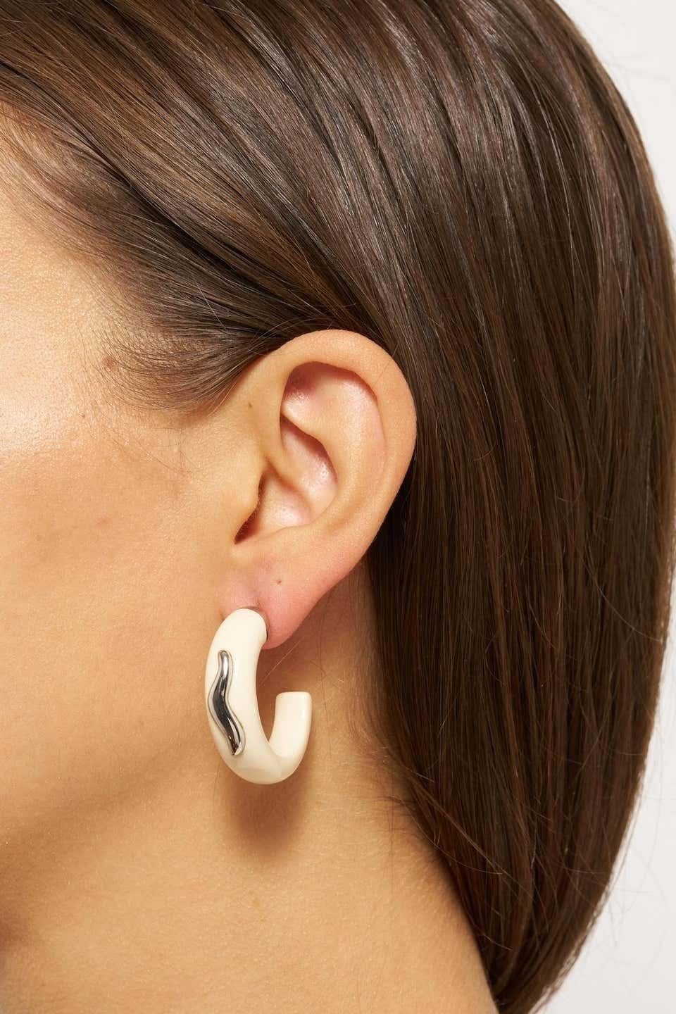 Philippe Ferrandis Pendants d'oreilles Wave en argent et noir en vente 3