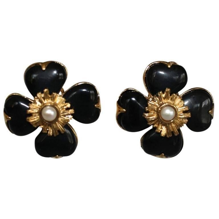 Goossens Paris Black Onyx Clover Clip Earrings with Pearl Center 