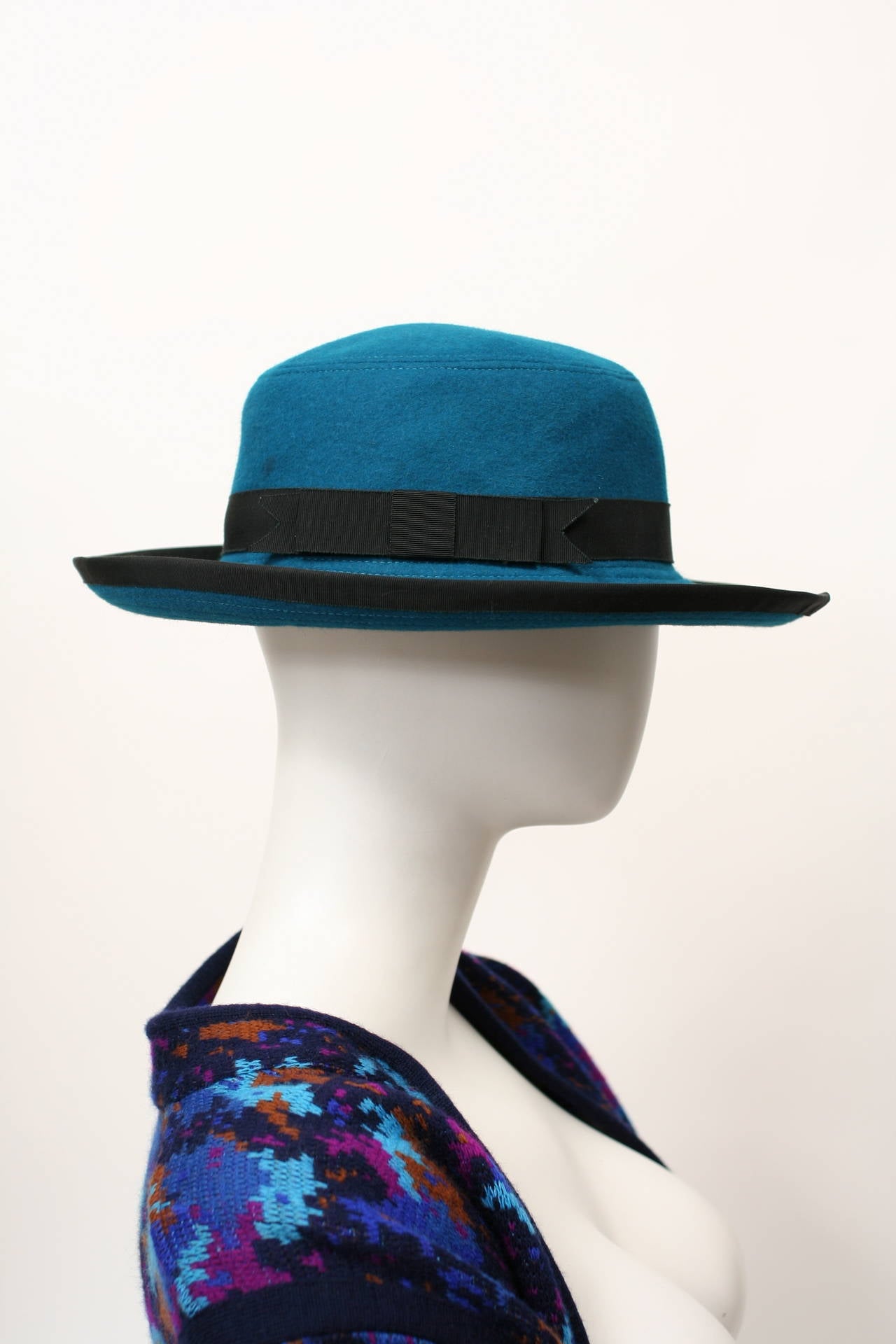 Yves Saint Laurent Teal Wool Hat YSL In Excellent Condition For Sale In New York, NY