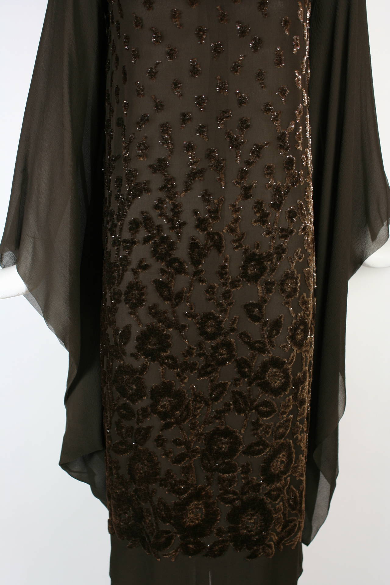 Women's Christian Dior 1969 Haute Couture Silk Gown Kimono Sleeves- In Met Museum For Sale