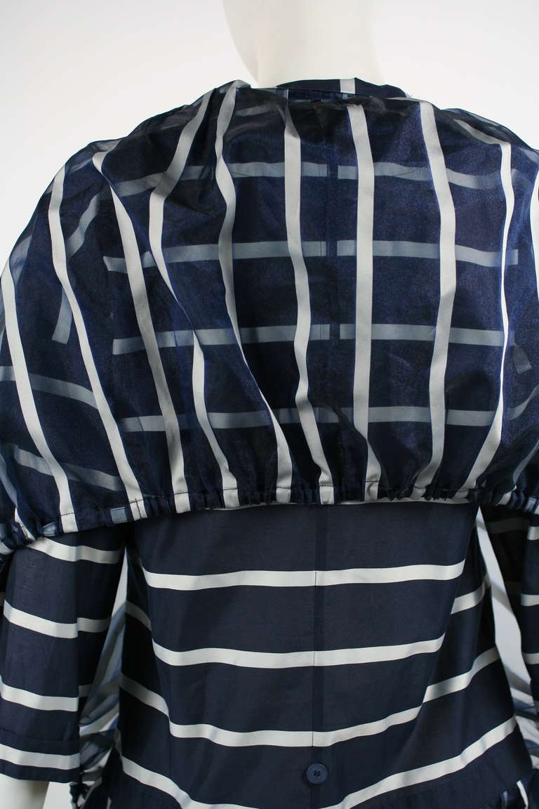 Issey Miyake Sculptural Blue and White Avant-Garde Jacket For Sale 3