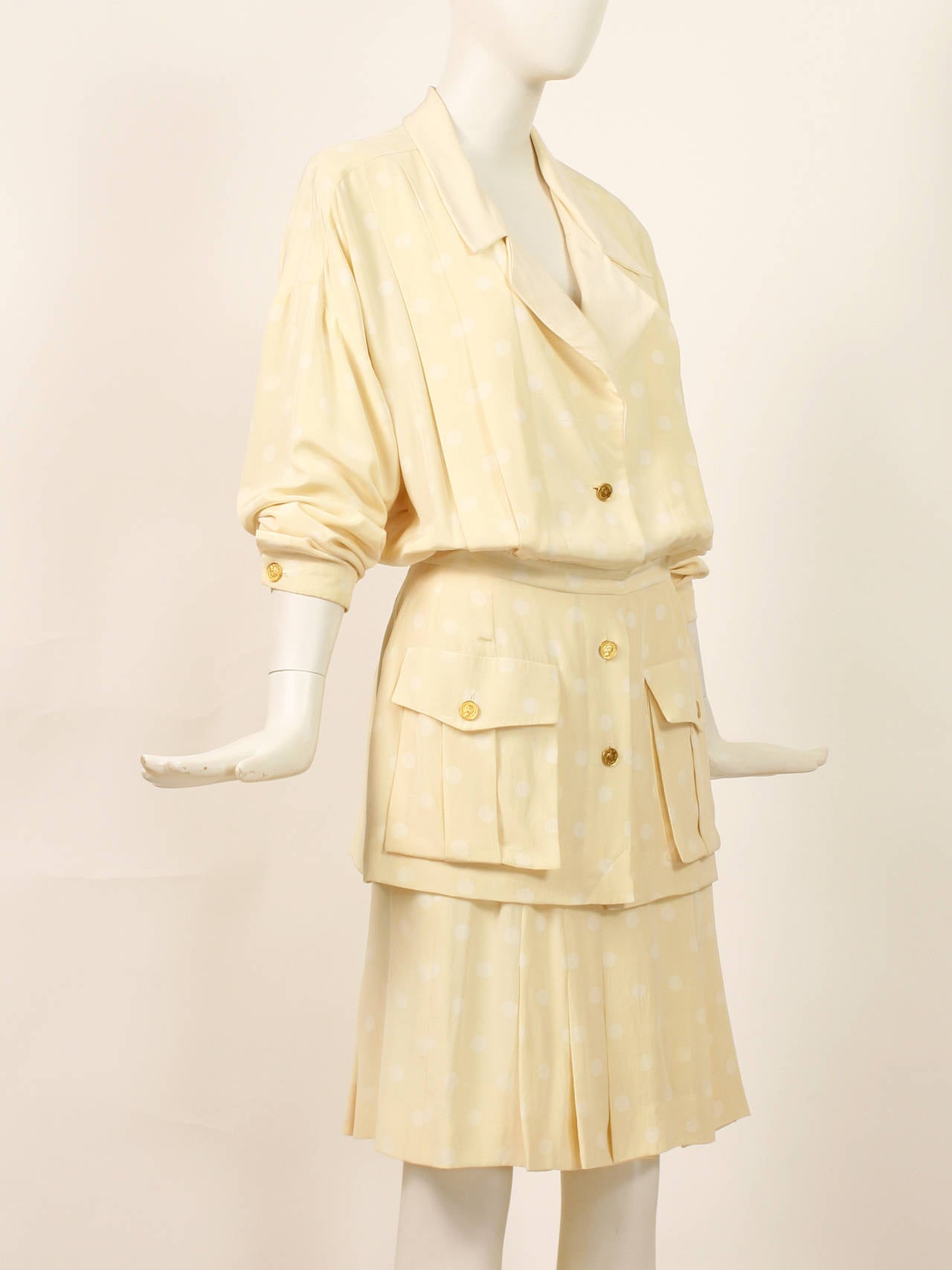 1990's Chanel Cream and White Polka-Dot Silk Suit For Sale 1