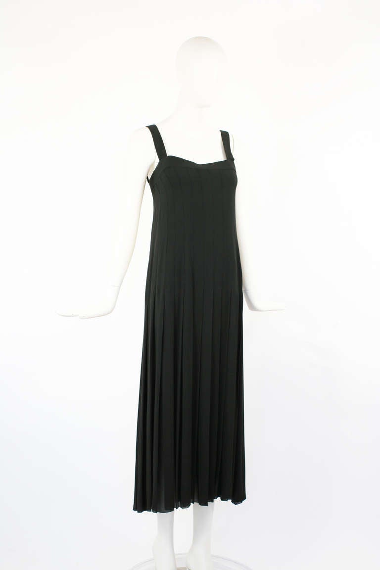 Women's Chanel Classic Pleated Black Dress 1989 For Sale