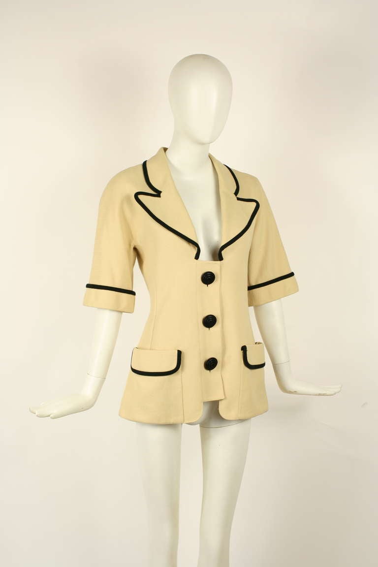 Karl Lagerfeld cream and black blazer. Iconic and classic style. Cotton fabric is perfect for summer. Excellent condition. French size 42.