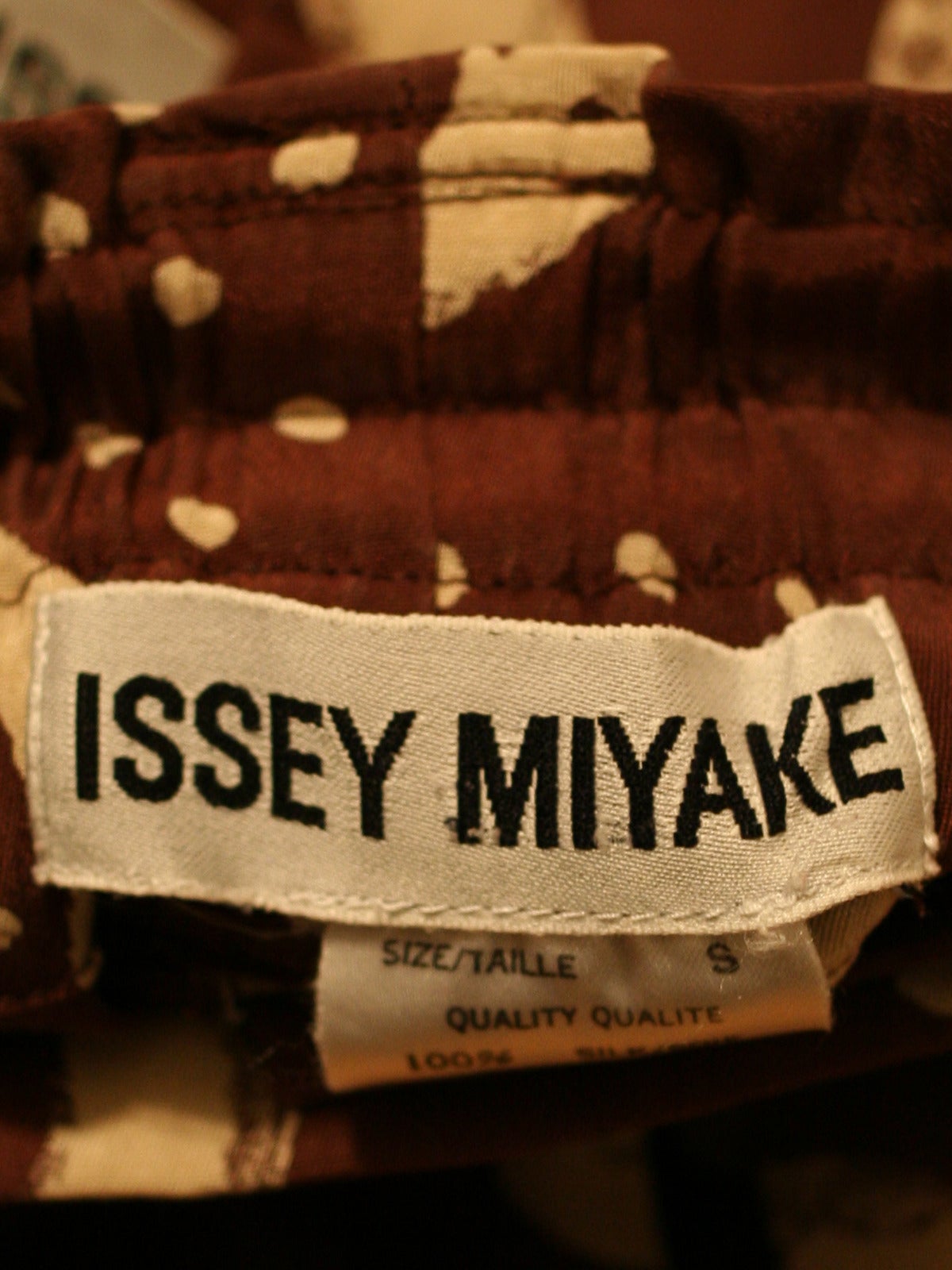 Issey Miyake Silk Print Ensemble with Shorts and Top For Sale 4