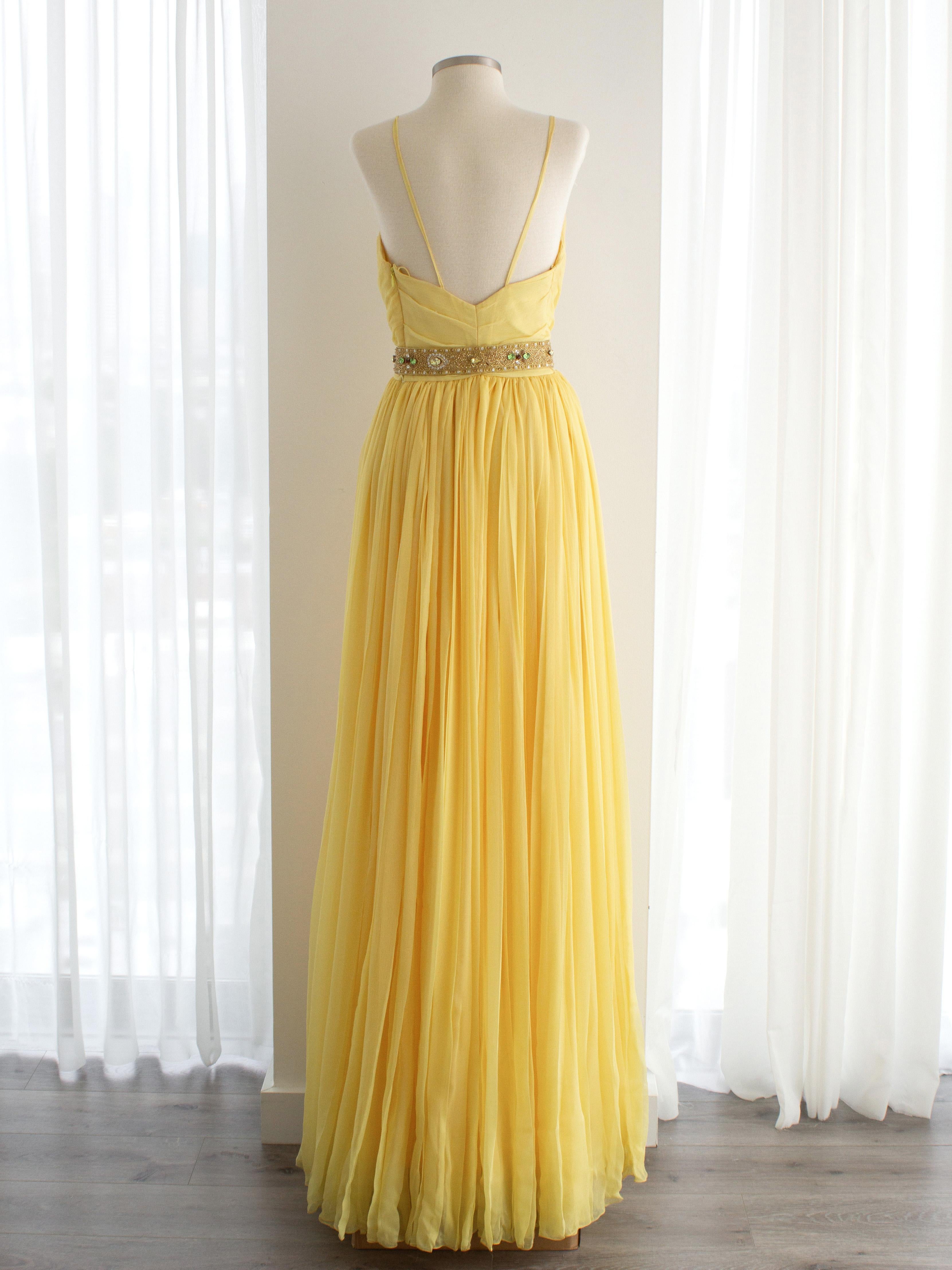 Christian Dior by John Galliano Resort 2008 Robe en soie jaune avec ceinture ornée de bijoux en vente 2