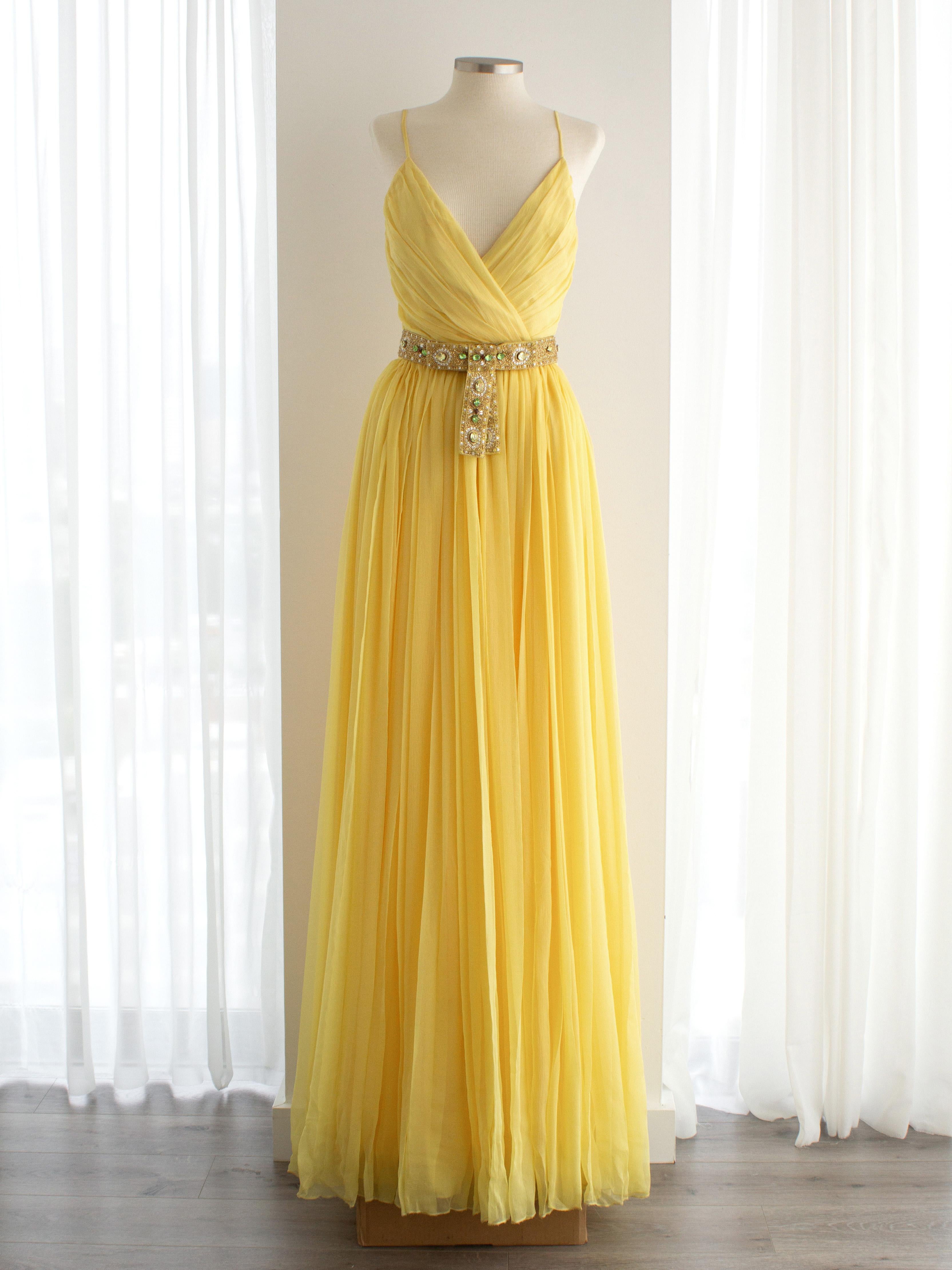 Christian Dior by John Galliano Resort 2008 Robe en soie jaune avec ceinture ornée de bijoux Pour femmes en vente