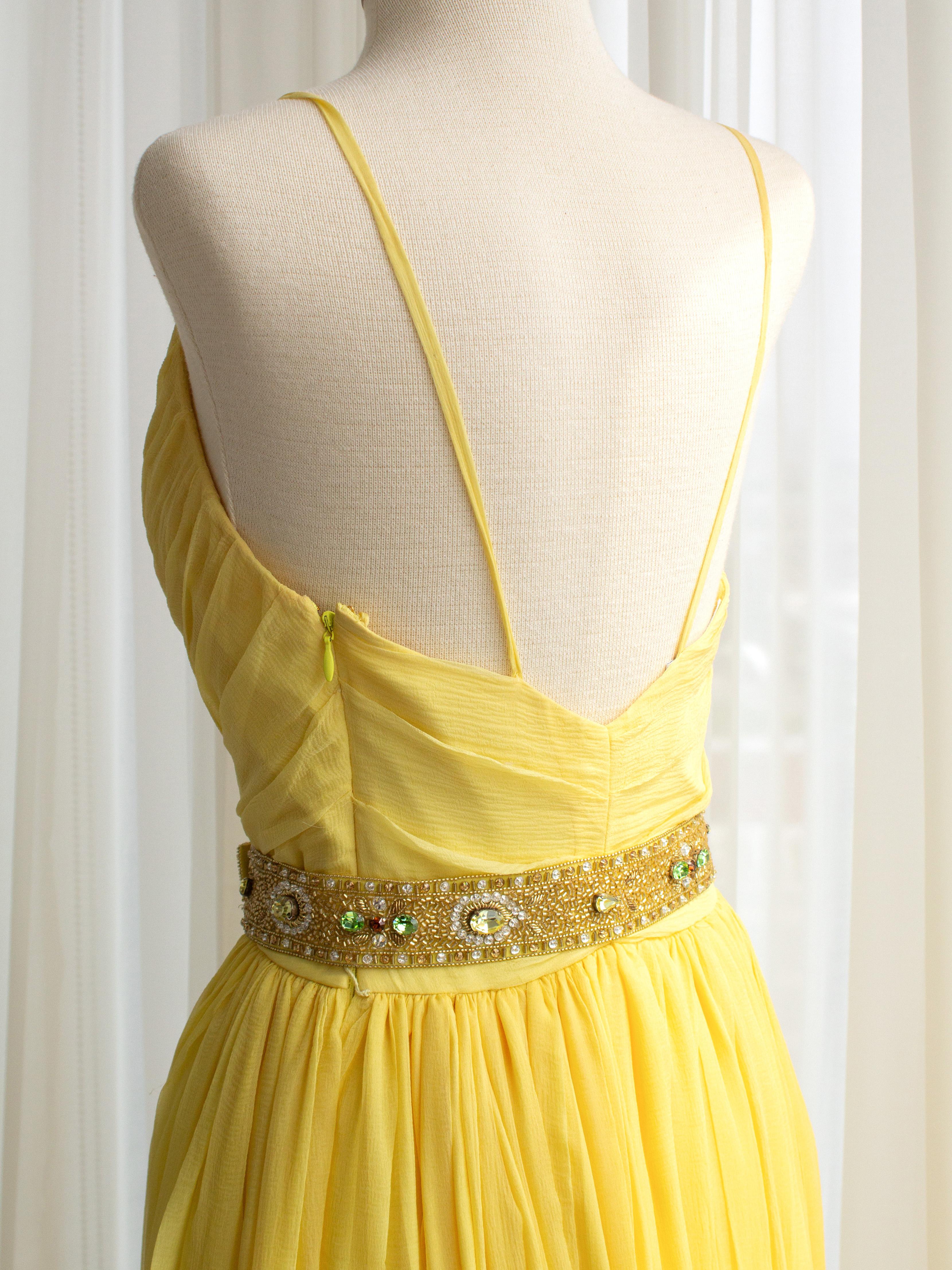Christian Dior by John Galliano Resort 2008 Robe en soie jaune avec ceinture ornée de bijoux en vente 8