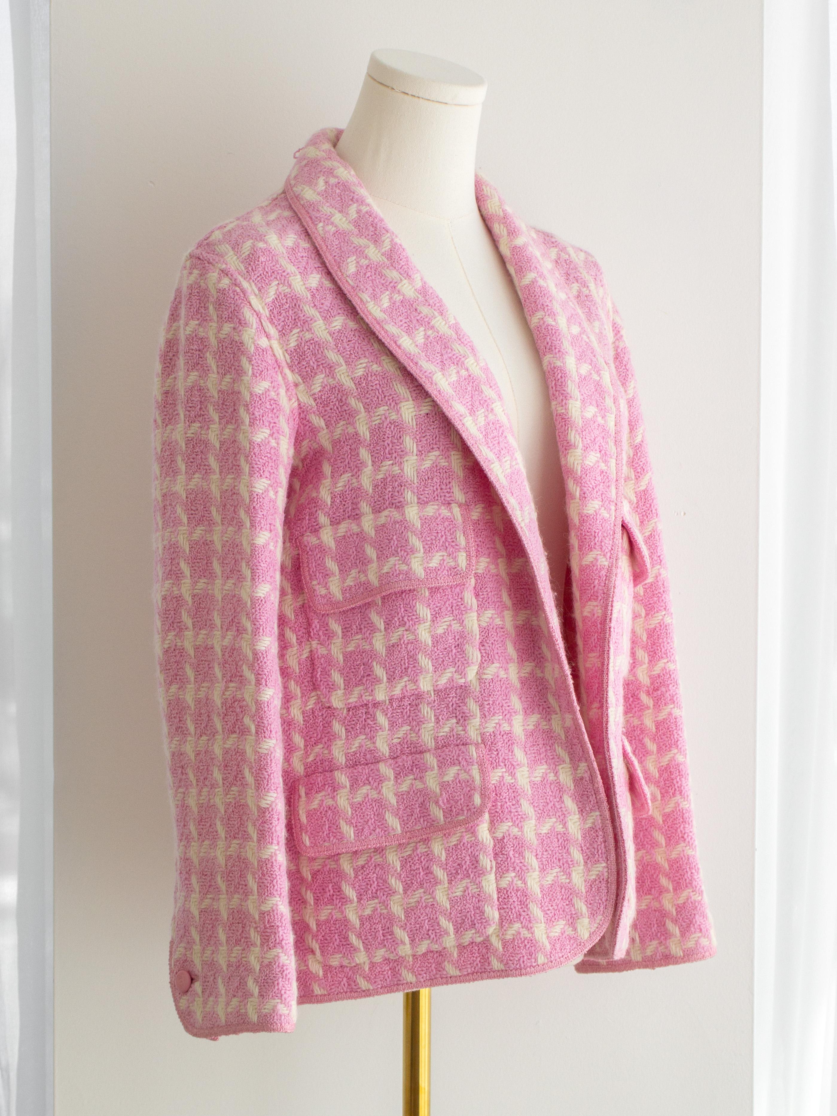 Seltene Chanel Vintage F/S 1996 Barbie Rosa Weiß karierte Tweed CC 96P Jacke Damen im Angebot