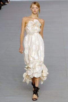 Chanel Frühjahr/Sommer 2006 – Marissa Cooper Bride – Abend- und Hochzeitskleid „Camellia“ in Elfenbeinweiß
