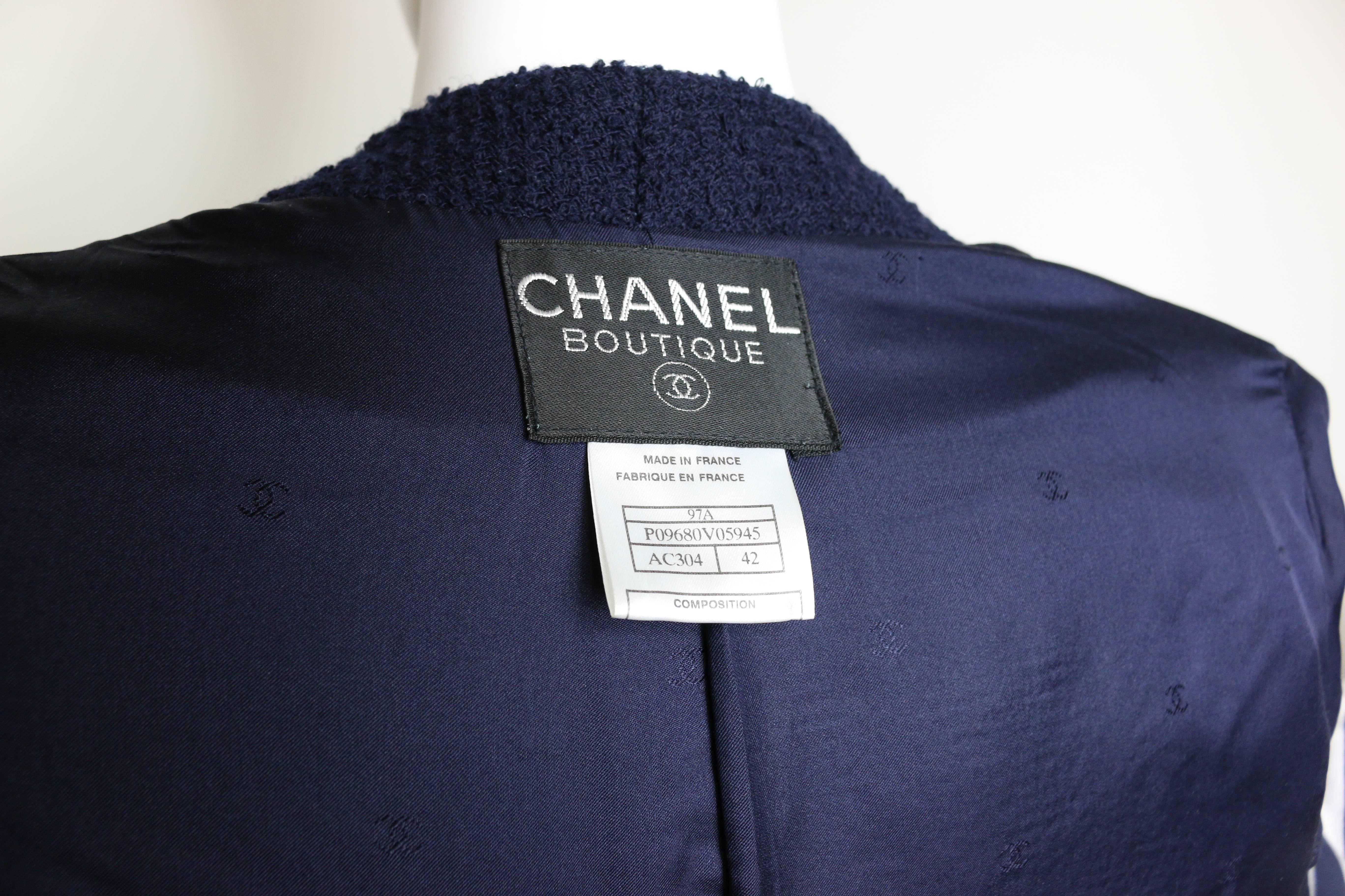Chanel Navy Paris Chenille Pom Bouclé Jacket In Excellent Condition In Sheung Wan, HK