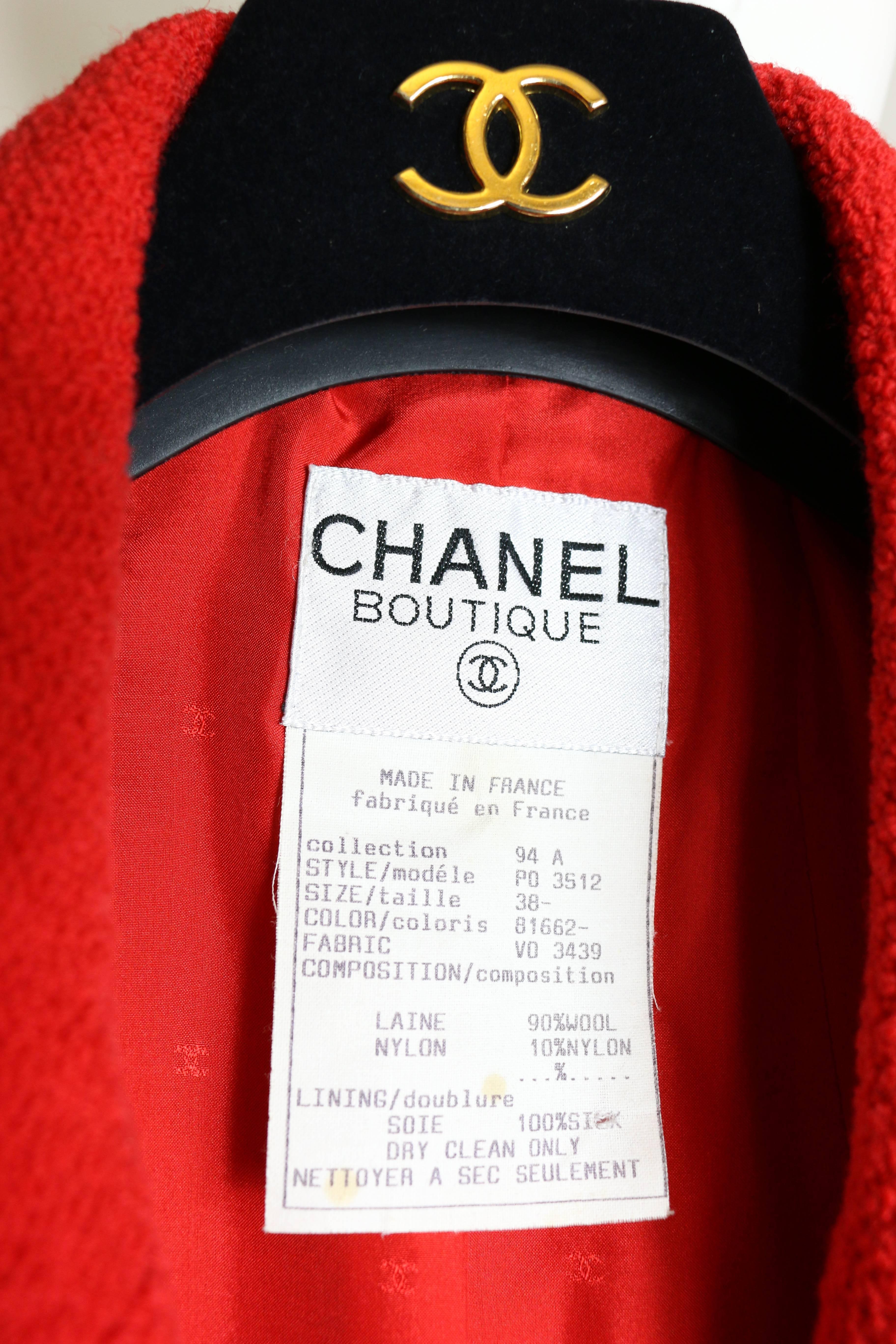 Vintage Fall 1994 Chanel Red Boucle Wool Jacket For Sale 1