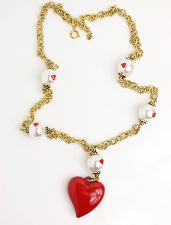 Moschino Pearl With Heart Shape Pendant Gold Metal Cable Chain Necklace ...