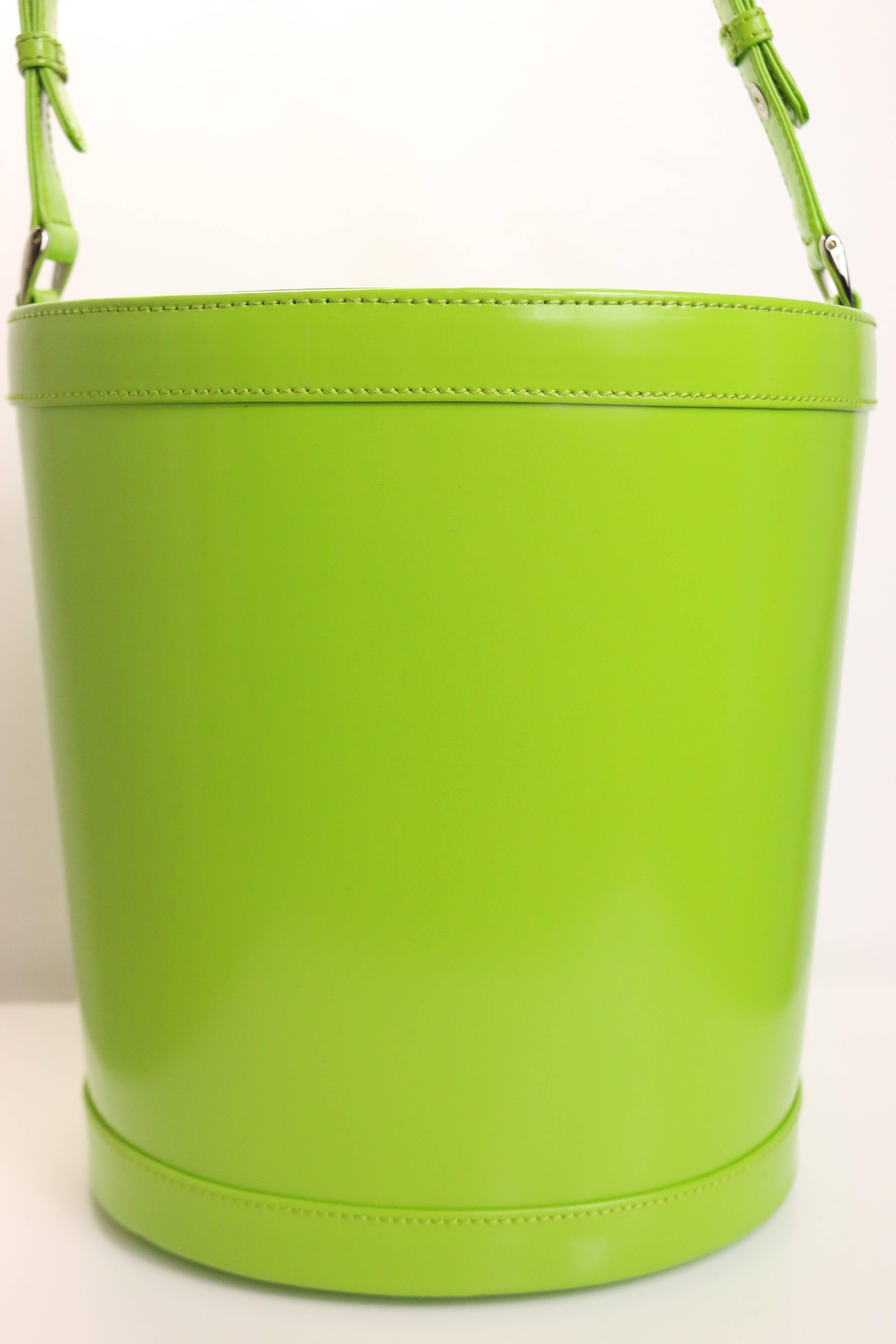gucci lime green bag