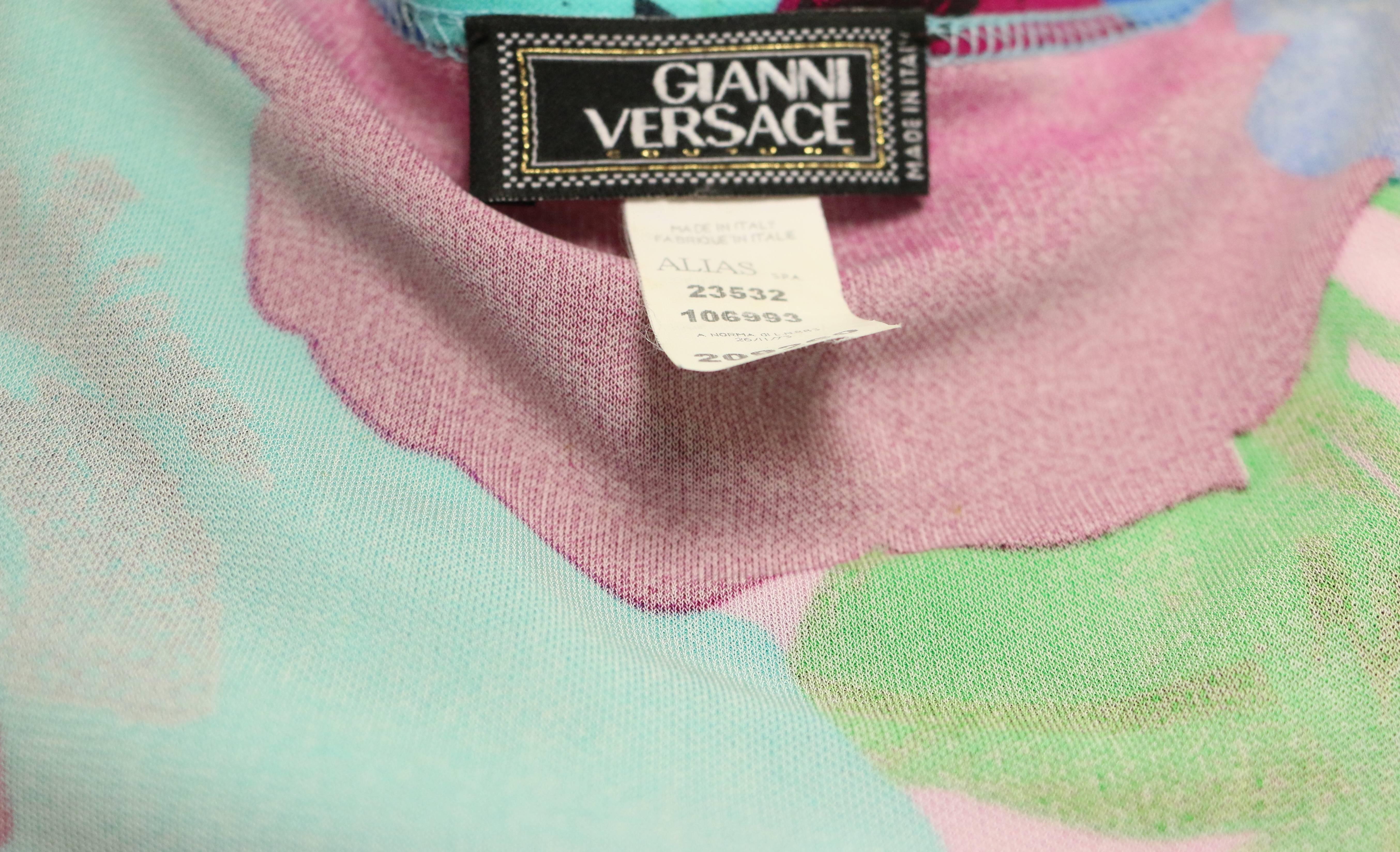 Gianni Versace Couture Tank-Top in Farbe mit Blumendruck  im Zustand „Hervorragend“ im Angebot in Sheung Wan, HK
