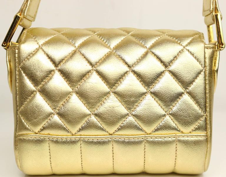 Chanel Gold Metallic Lambskin Quilted Flap Mini Shoulder Bag In Excellent Condition For Sale In Sheung Wan, HK