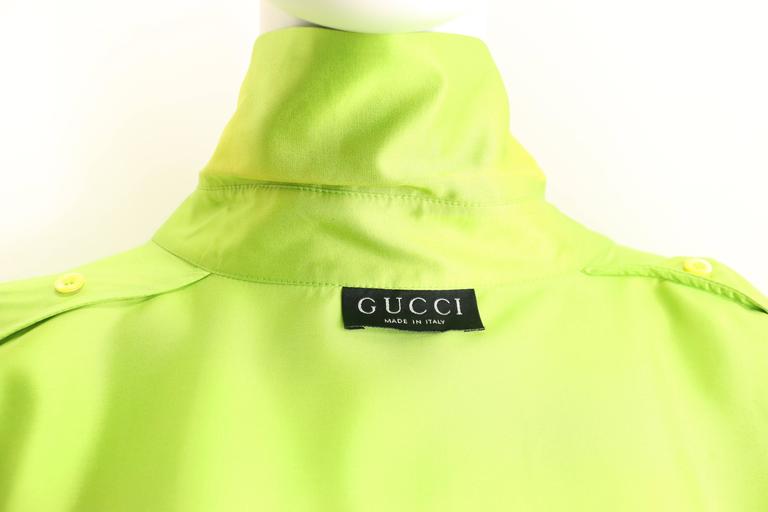 Gucci by Tom Ford Green Satin Silk Shirt For Sale 1