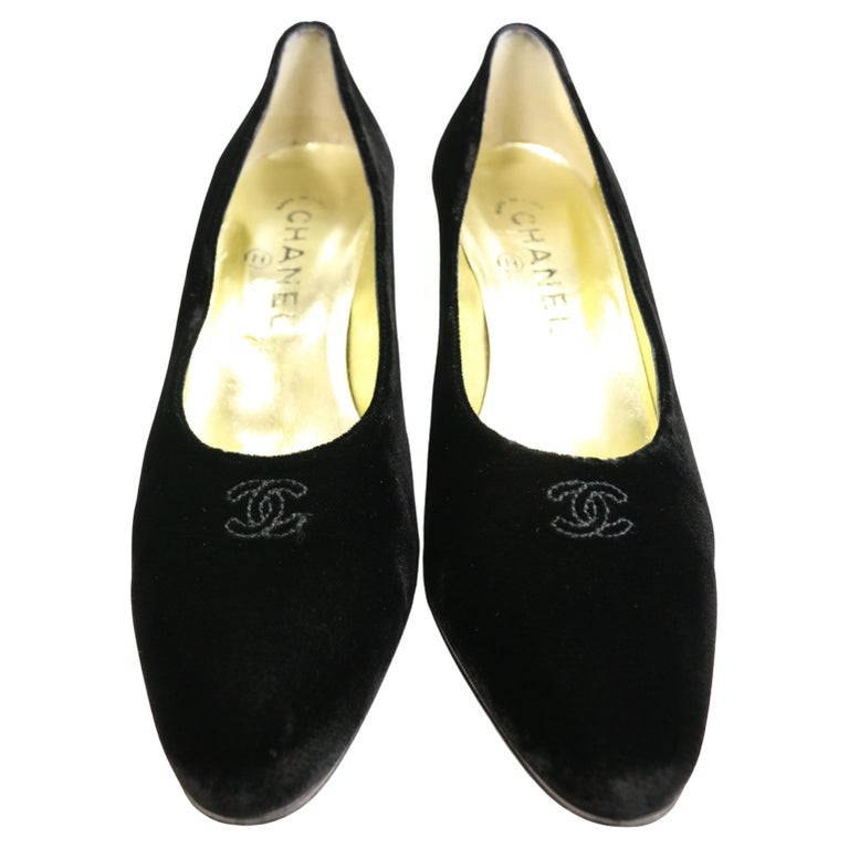 Vintage CHANEL CC TURNLOCK Logo Black Leather Loafers Flats 