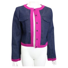 Fendi Marineblaue Jeansjacke mit kontrastierendem rosa Paspelbesatz und Cropped Denim Jacket