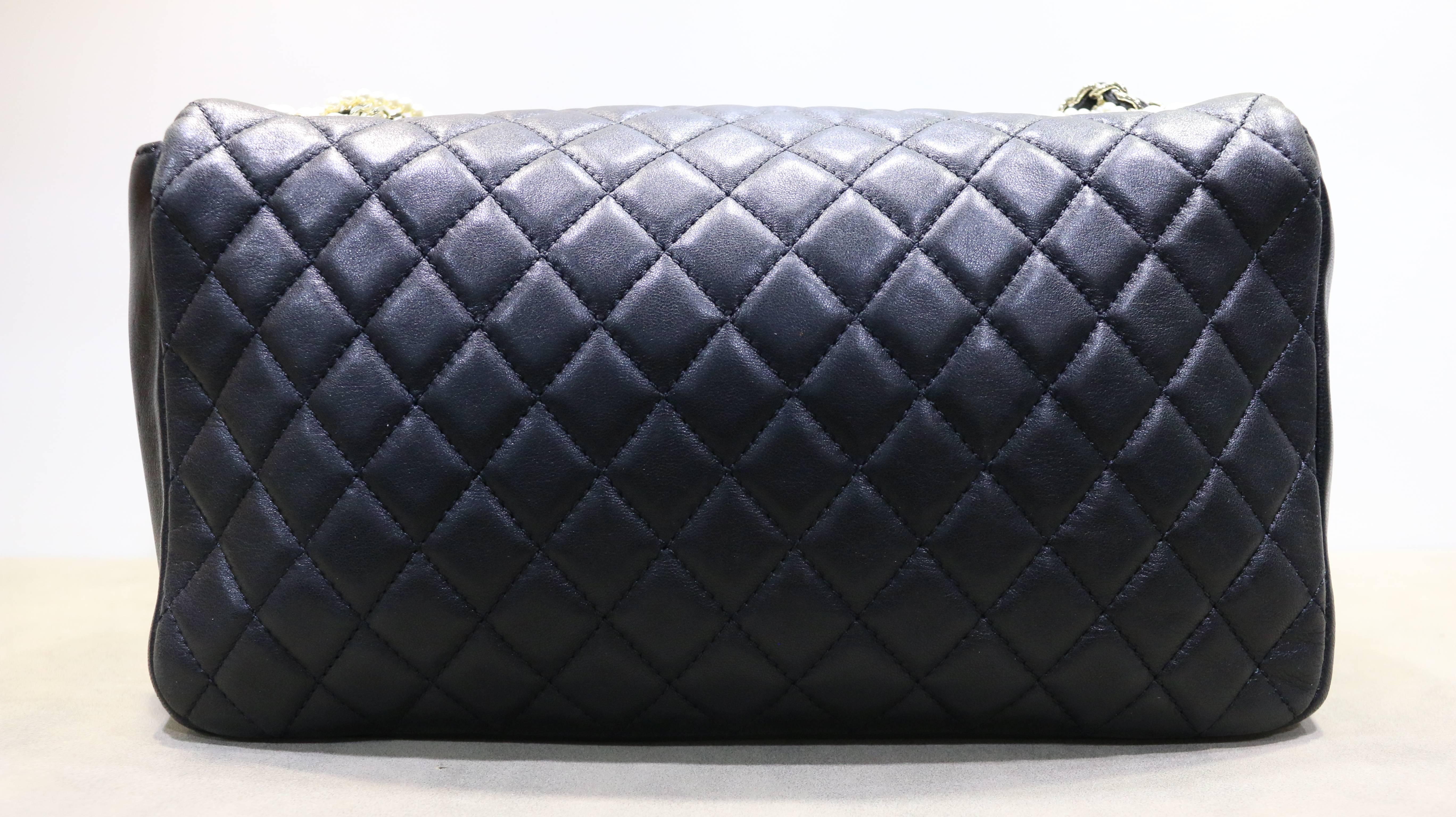 Chanel Black Lambskin Westminster Quilted Pearl Medium Flap Bag  In Excellent Condition In Sheung Wan, HK
