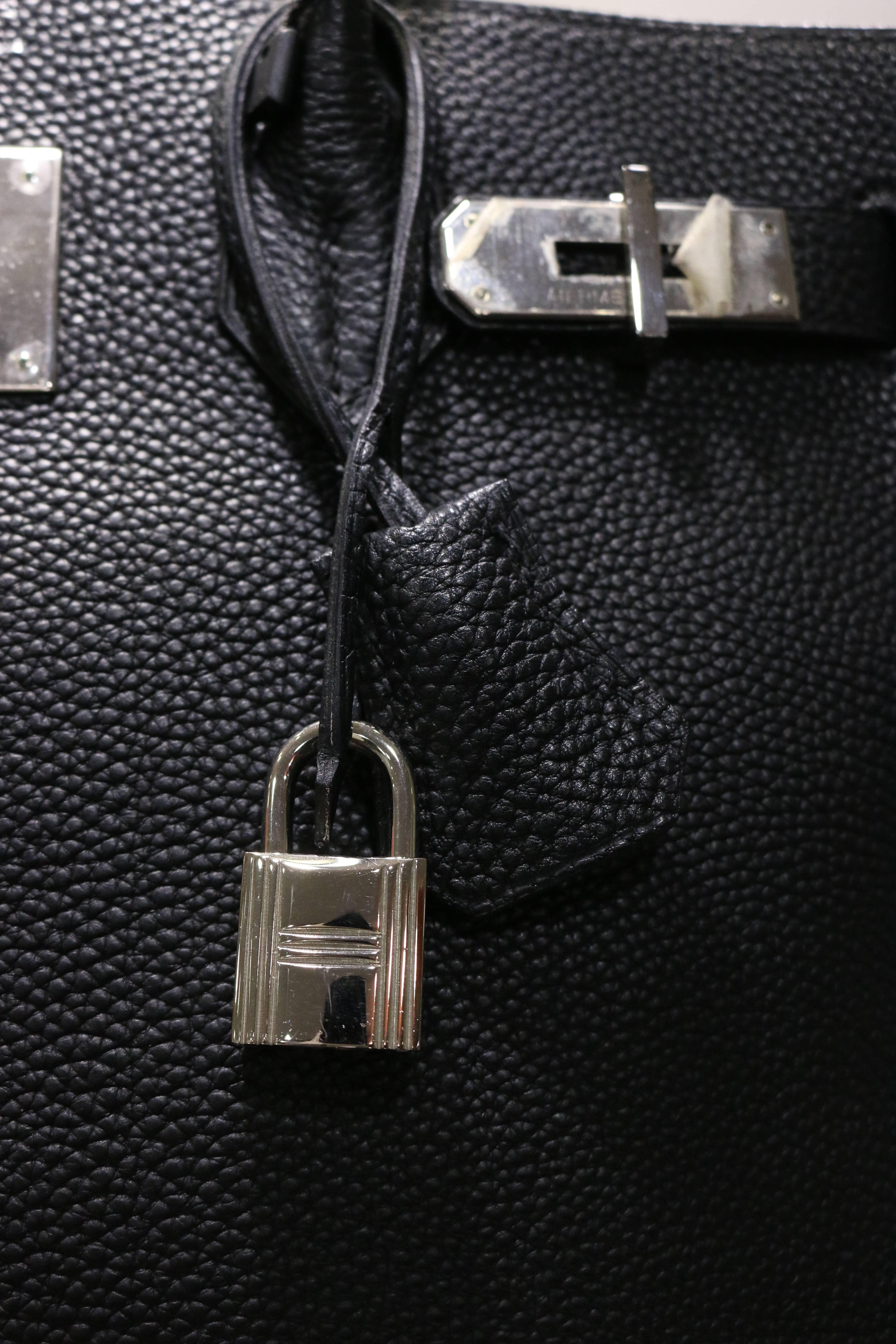 Hermes Black Birkin 30cm in Togo Leather with Silver Hardware In Excellent Condition In Sheung Wan, HK