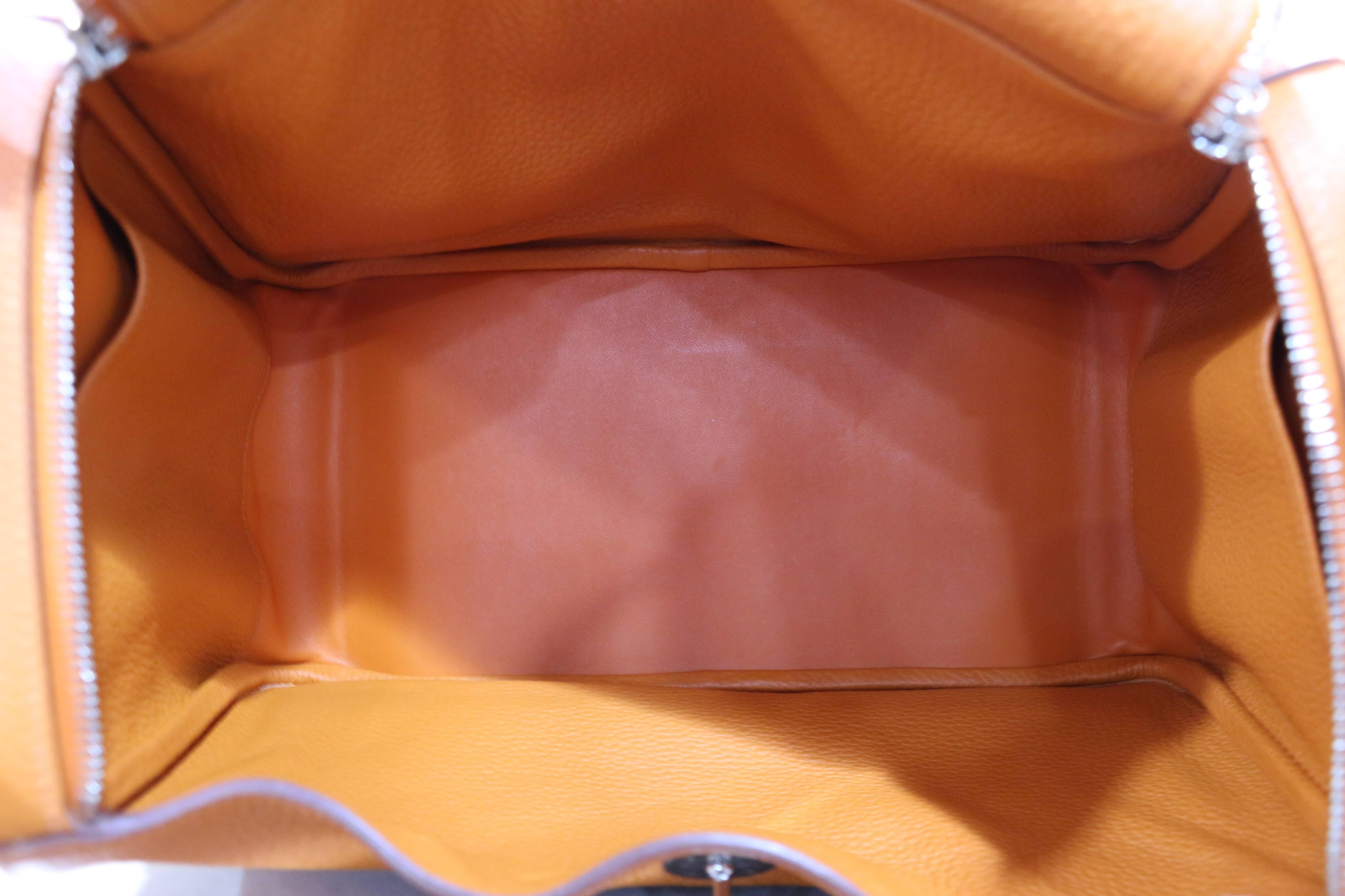 Hermes Lindy Orange 34cm Taurillon Clemence In Excellent Condition In Sheung Wan, HK