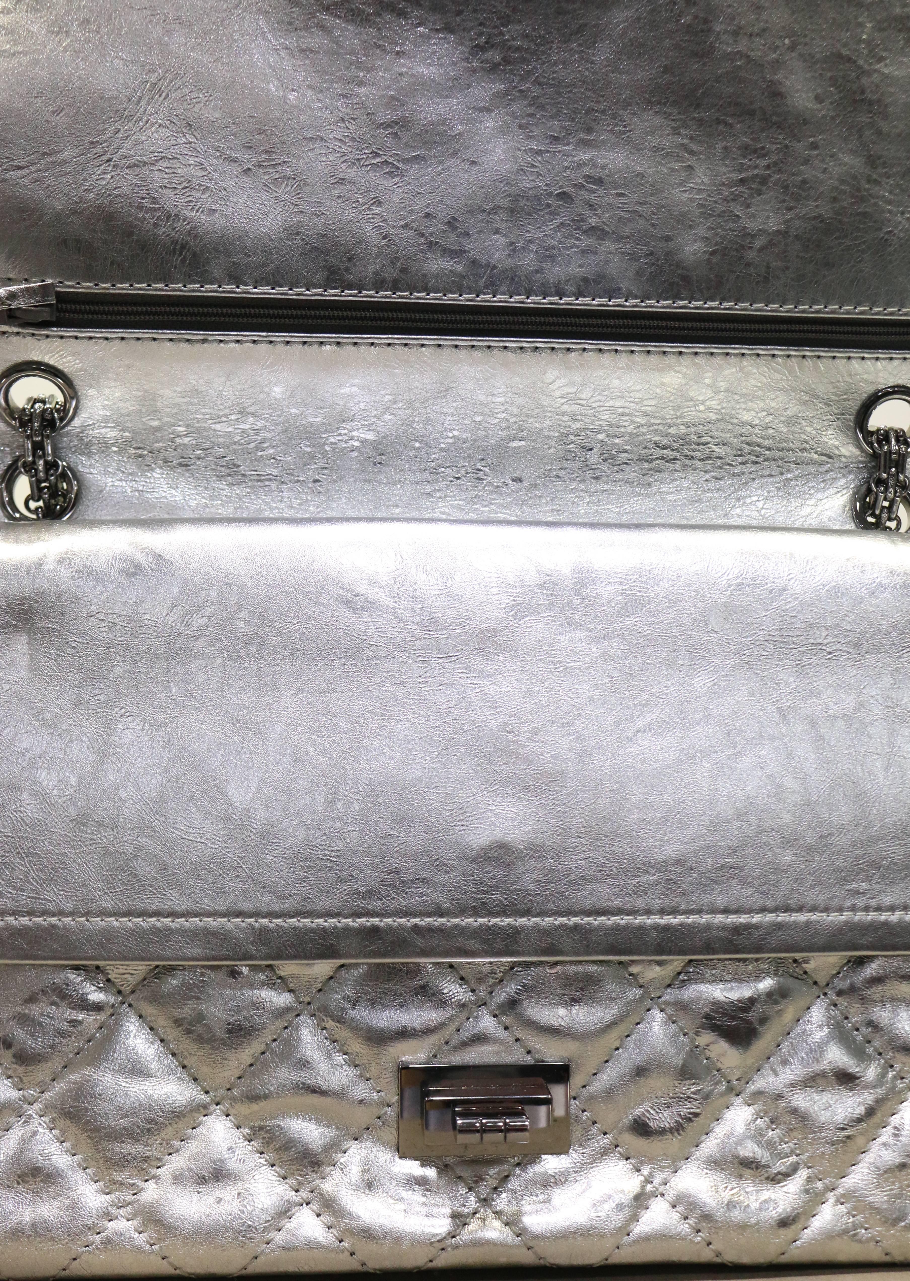 chanel silver quilted bag