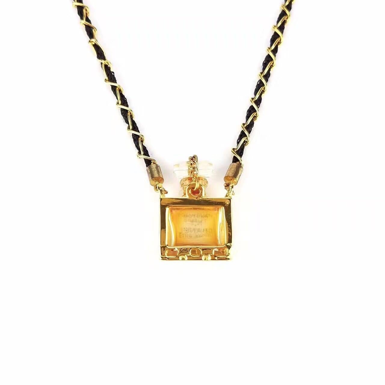  Chanel No5 Perfume Bottle Pendant Gold Chain Necklace Pour femmes 
