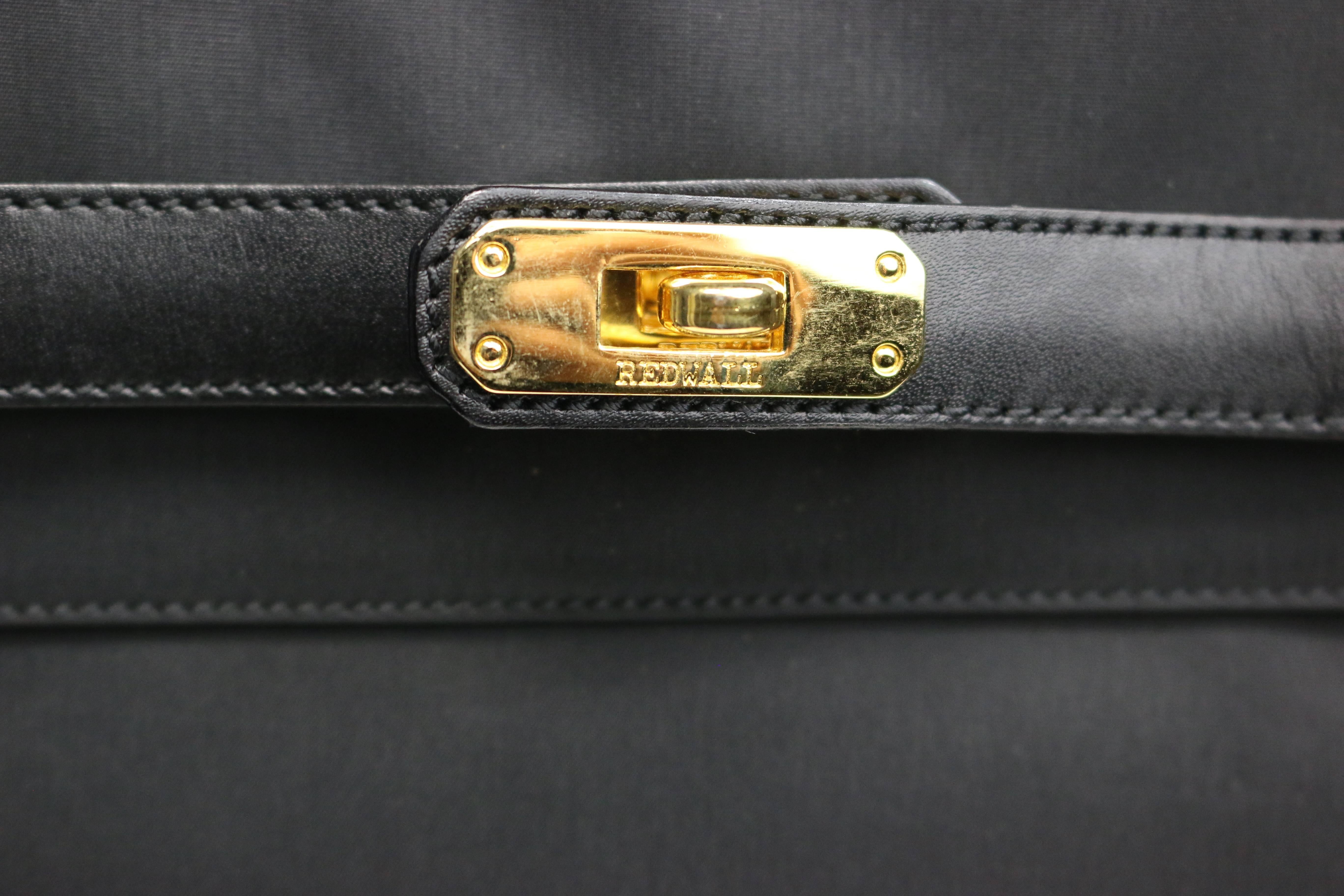 Bolso Kelly de nailon negro Moschino Negro en venta